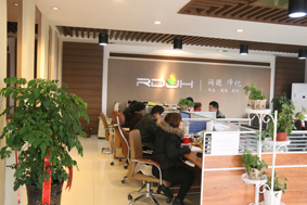 設(shè)計(jì)人員辦公區(qū)